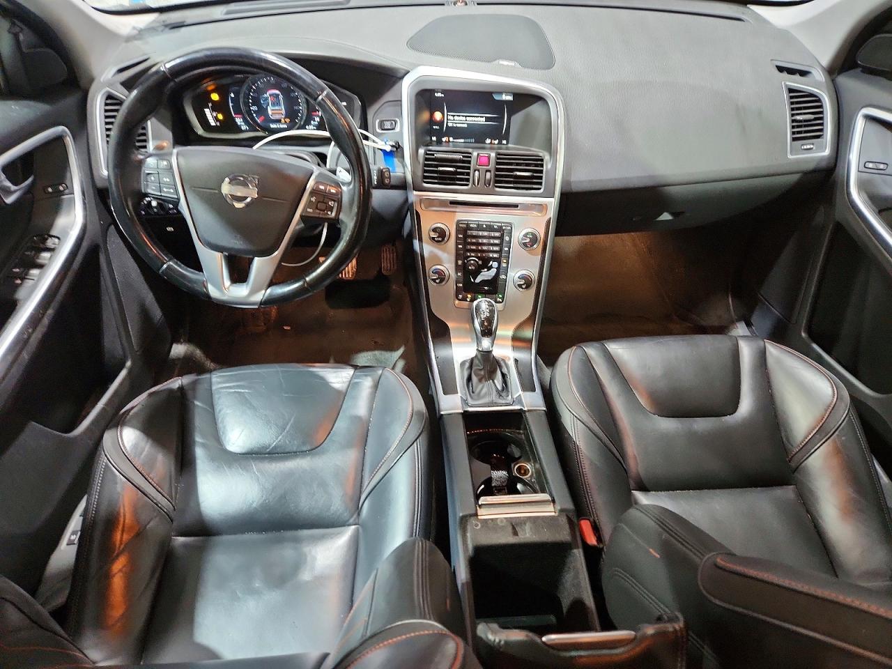 2015 VOLVO XC60 T6 PLATINUM photo 8