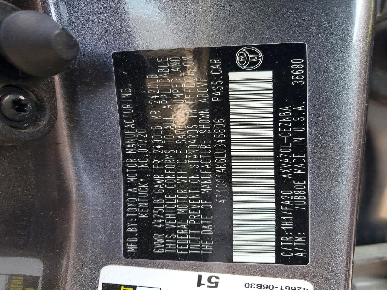 2020 TOYOTA CAMRY LE photo 23