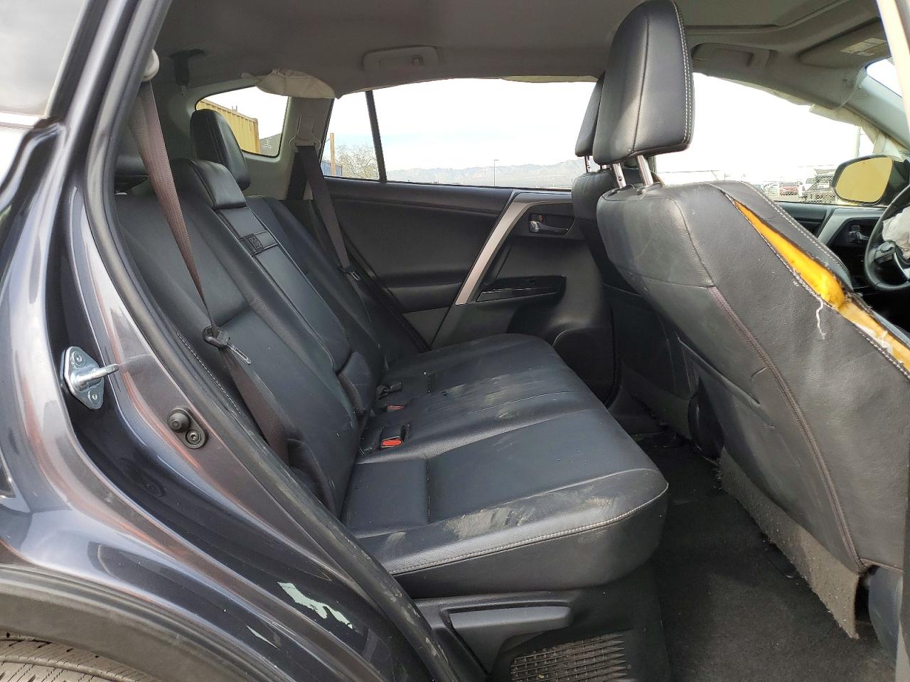 2016 TOYOTA RAV4 HV LIMITED photo 28