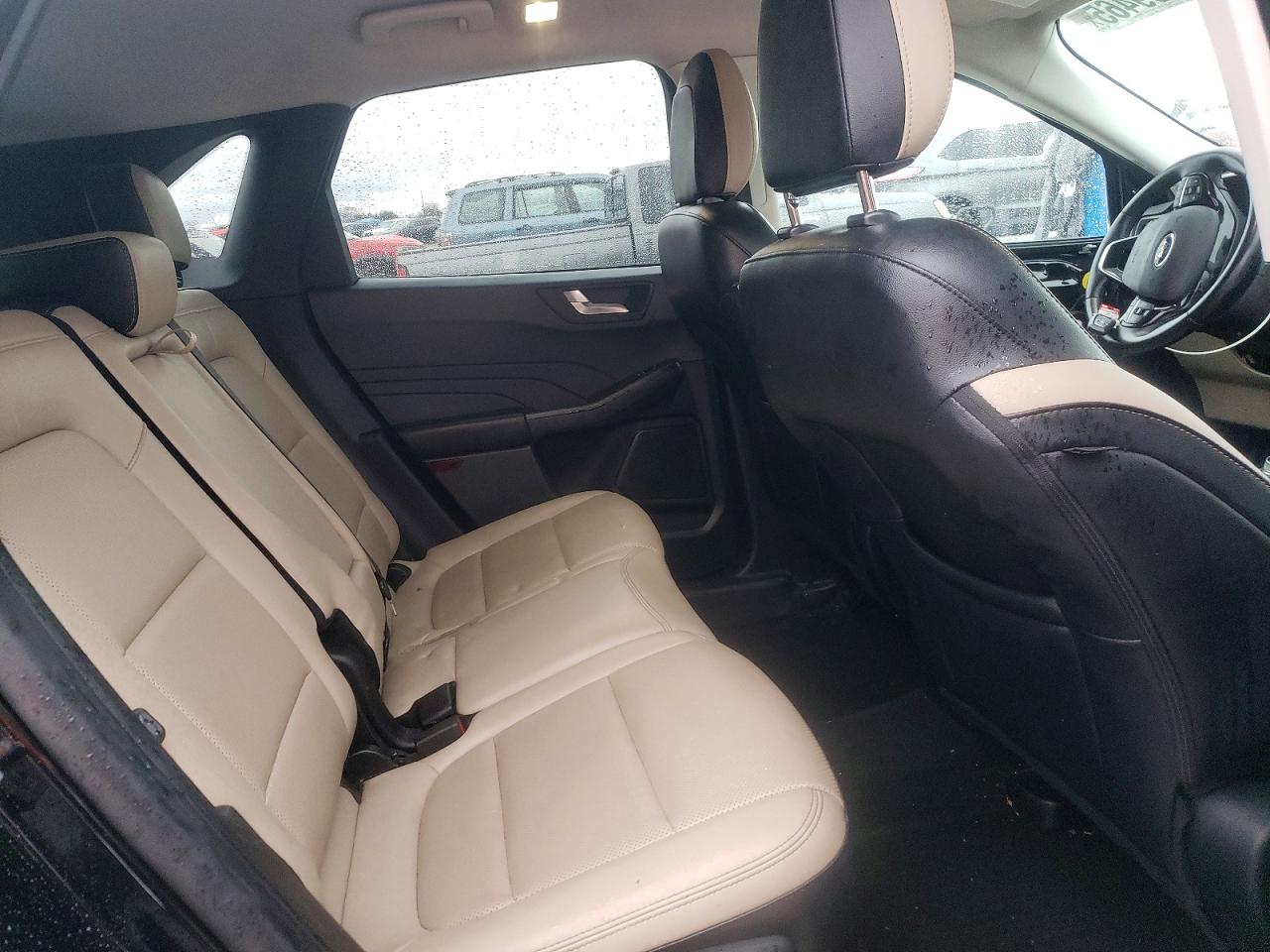 2022 FORD ESCAPE SEL photo 31
