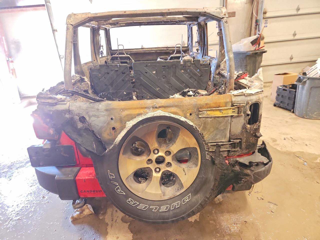 2018 JEEP WRANGLER UNLIMITED SAHARA photo 16