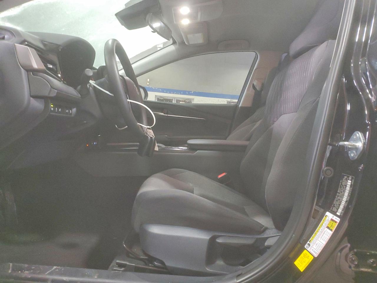 2025 TOYOTA CAMRY XSE photo 7