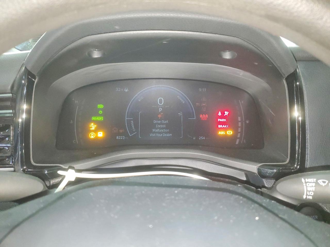 2025 TOYOTA CAMRY XSE photo 9