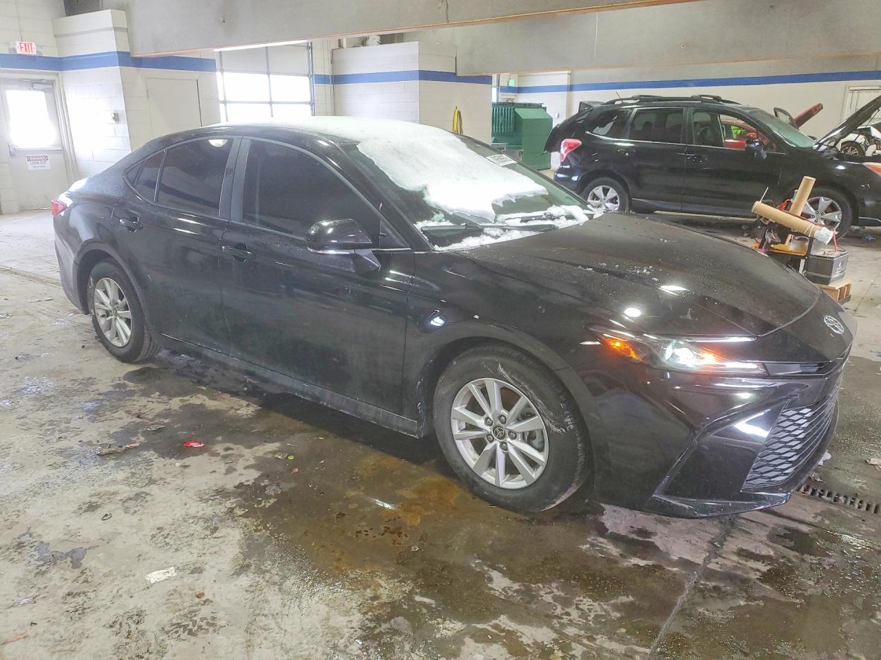 2025 TOYOTA CAMRY XSE photo 4