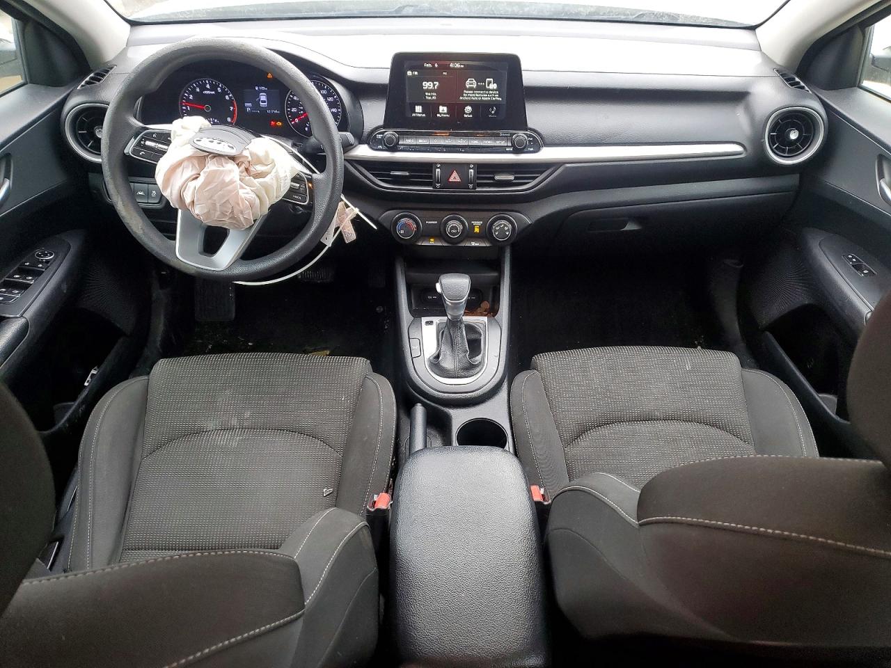 2020 KIA FORTE FE photo 8