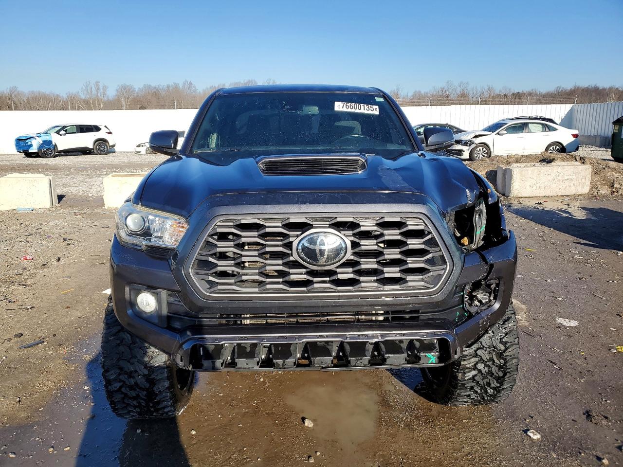 2019 TOYOTA TACOMA TRD SPORT photo 13