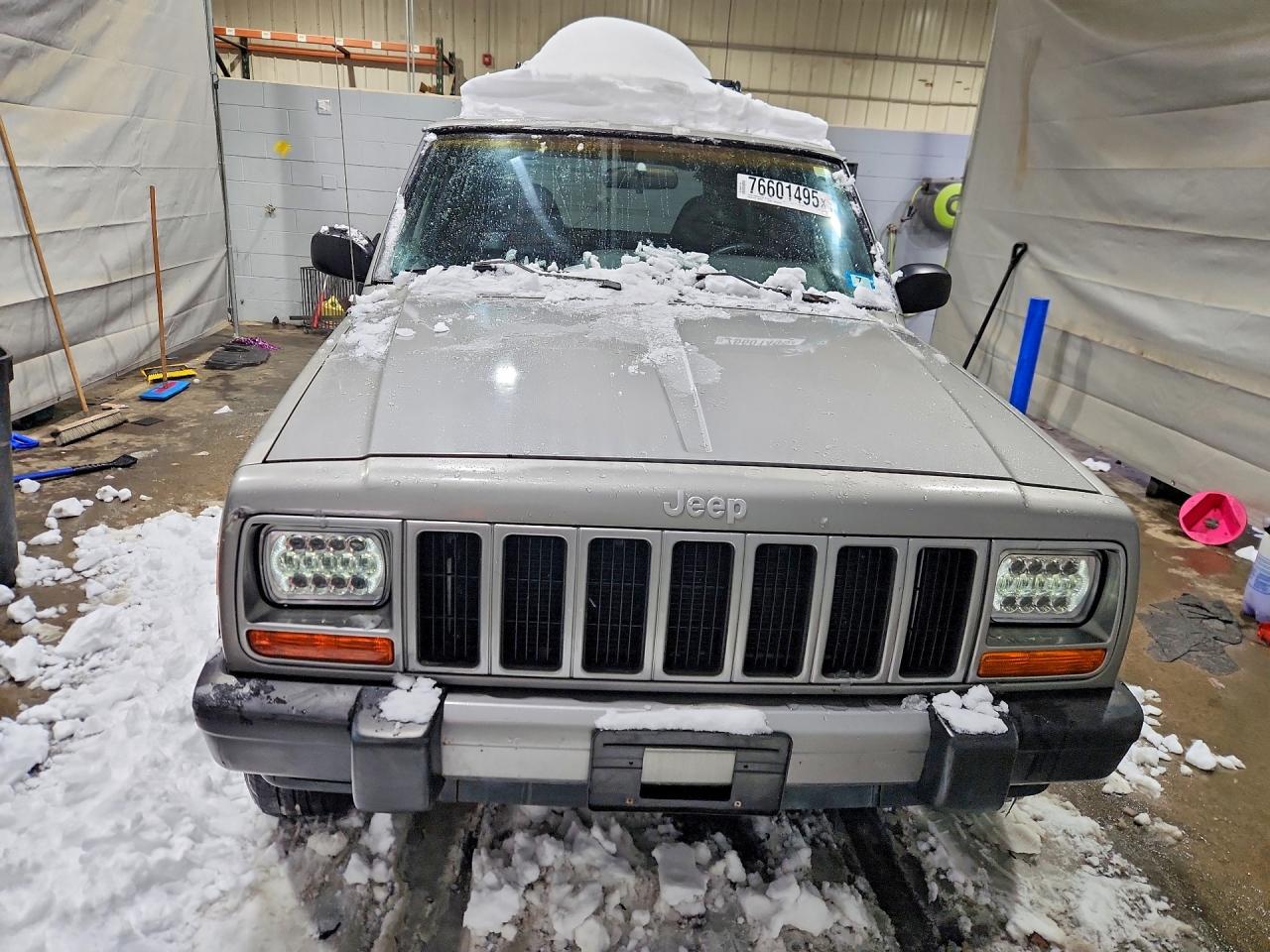 2001 JEEP CHEROKEE SPORT photo 13