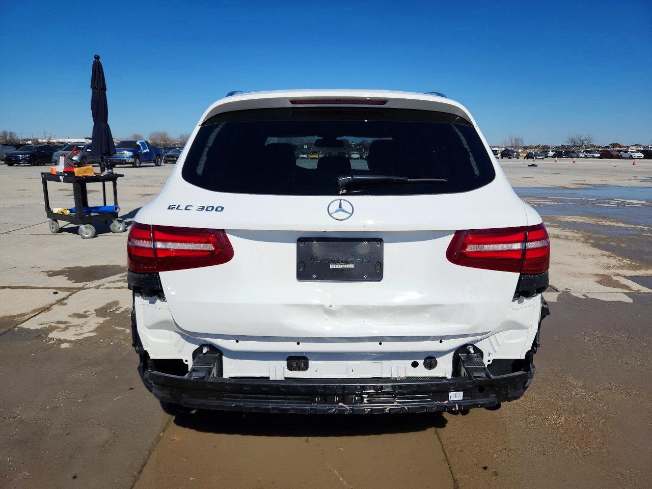 2018 MERCEDES-BENZ GLC 300 photo 16
