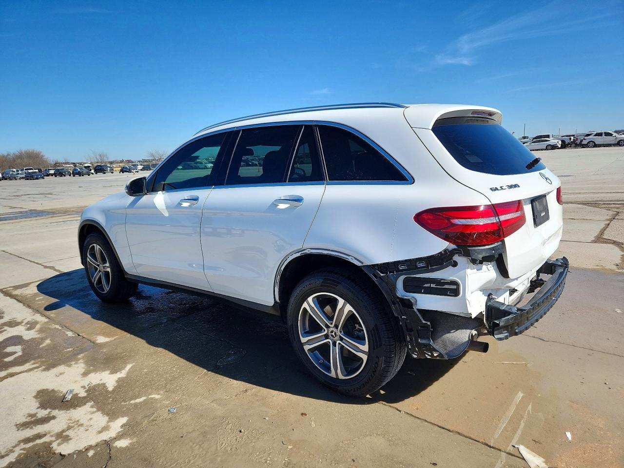 2018 MERCEDES-BENZ GLC 300 photo 4