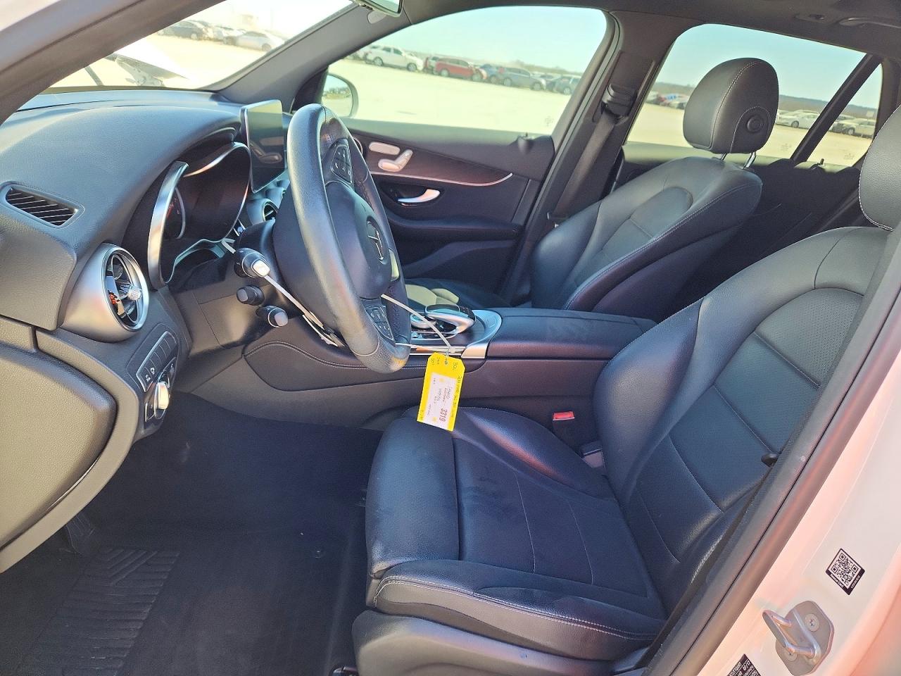 2018 MERCEDES-BENZ GLC 300 photo 19