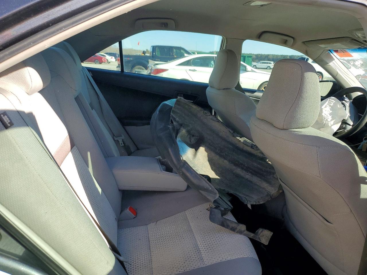2012 TOYOTA CAMRY BASE photo 28