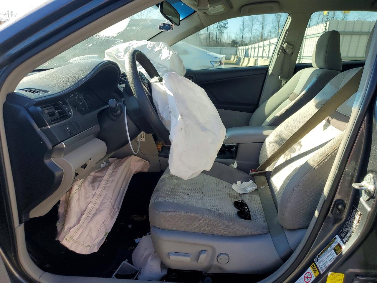 2012 TOYOTA CAMRY BASE photo 19