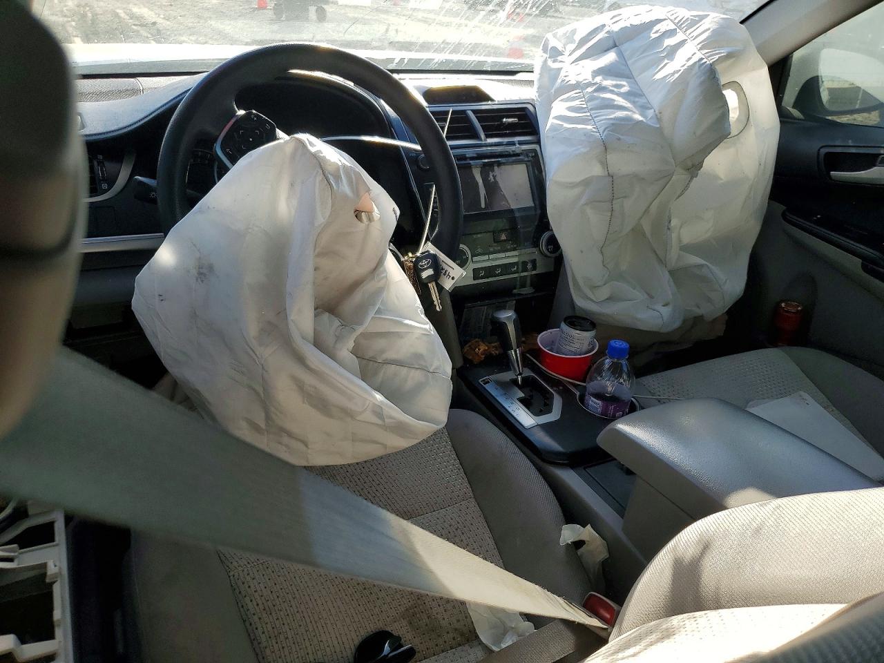 2012 TOYOTA CAMRY BASE photo 22