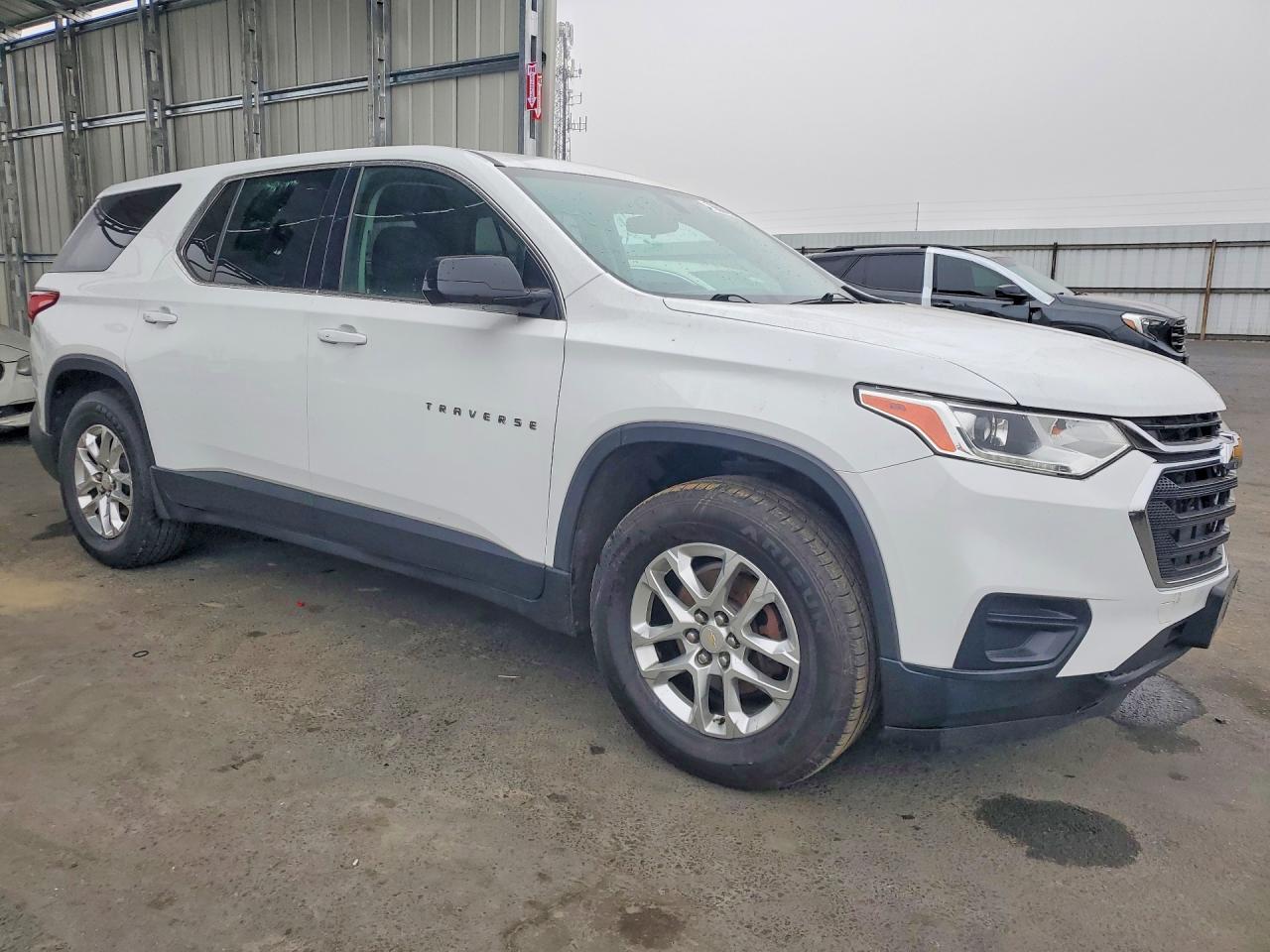 2019 CHEVROLET TRAVERSE LS photo 7