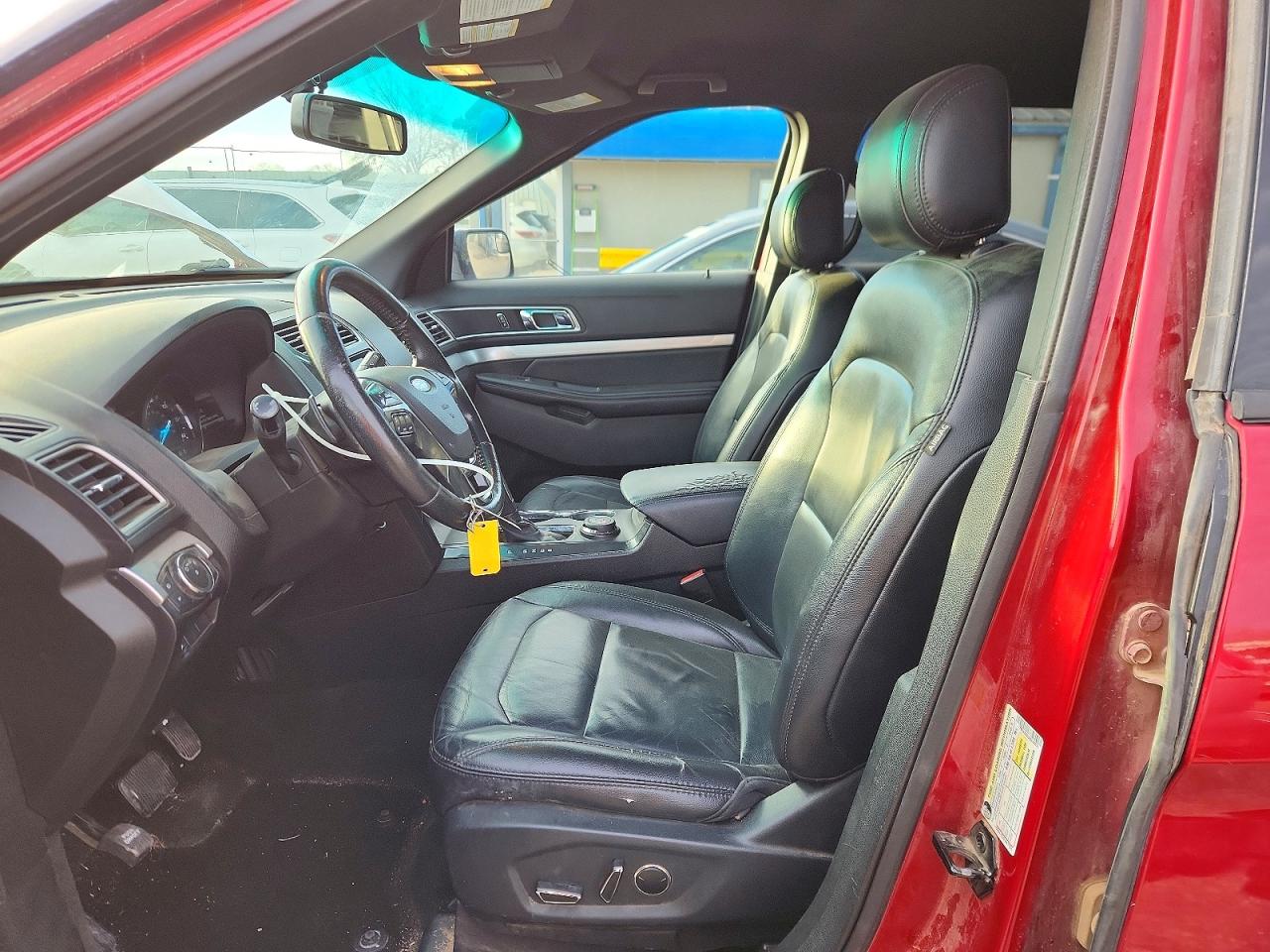 2016 FORD EXPLORER XLT photo 13