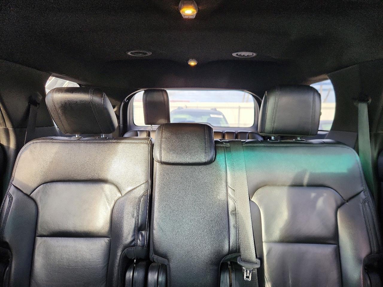 2016 FORD EXPLORER XLT photo 19