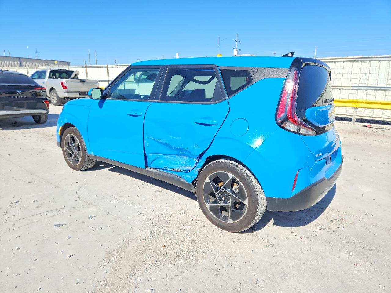 2025 KIA SOUL EX photo 2