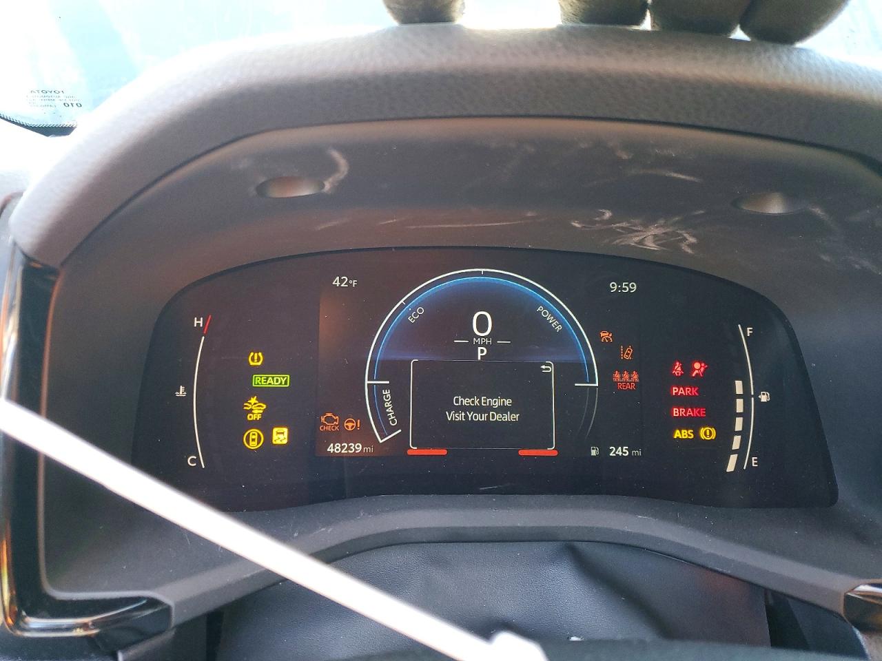 2025 TOYOTA CAMRY LE photo 9