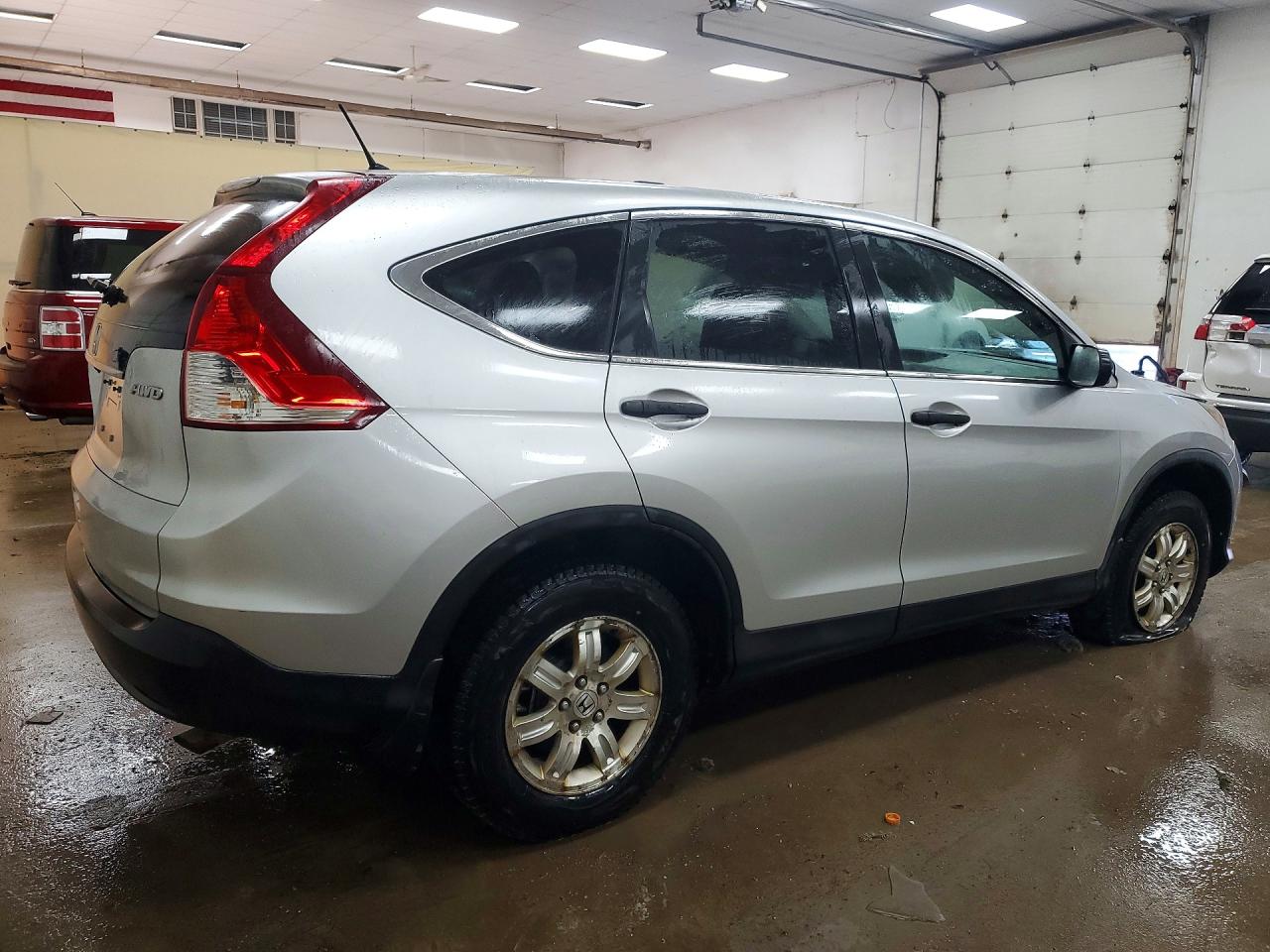 2014 HONDA CR-V LX photo 5