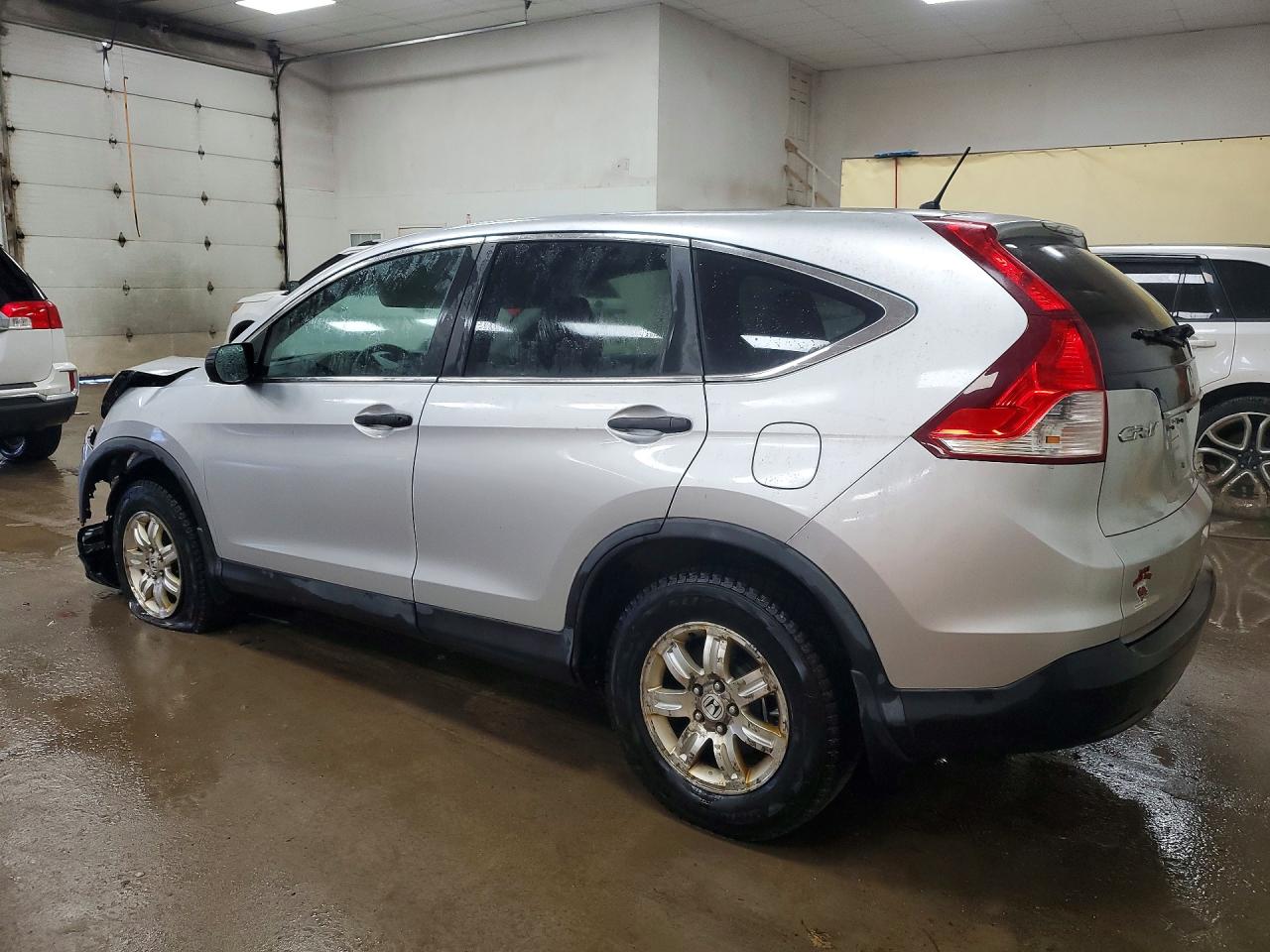 2014 HONDA CR-V LX photo 3