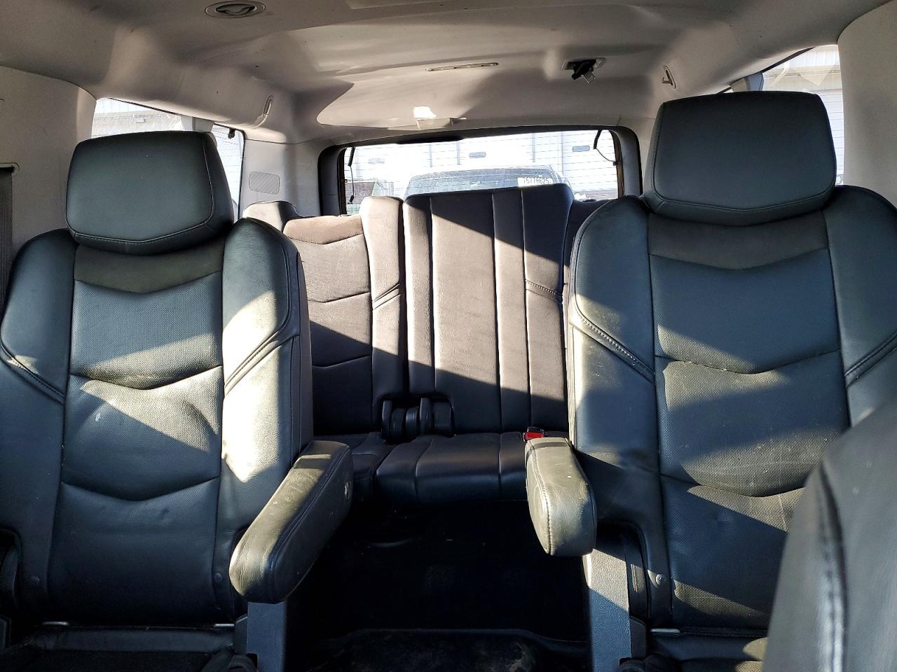 2015 CADILLAC ESCALADE ESV LUXURY photo 10