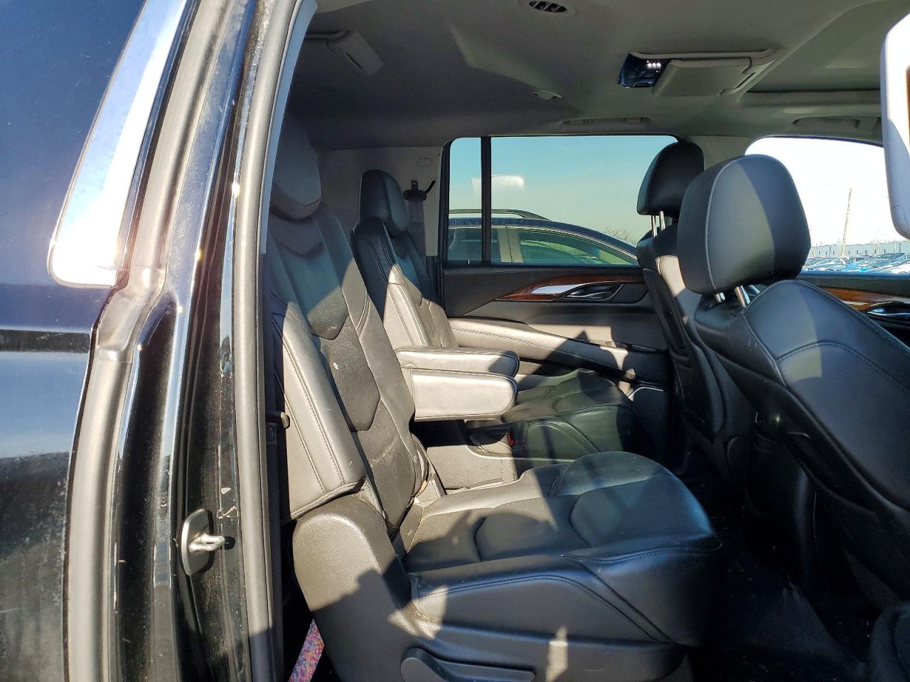 2015 CADILLAC ESCALADE ESV LUXURY photo 11