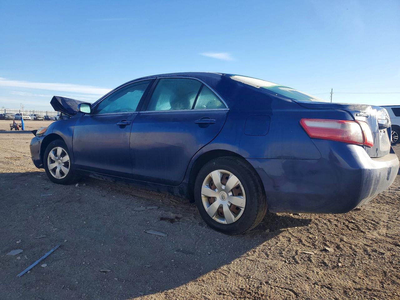 2008 TOYOTA CAMRY photo 2