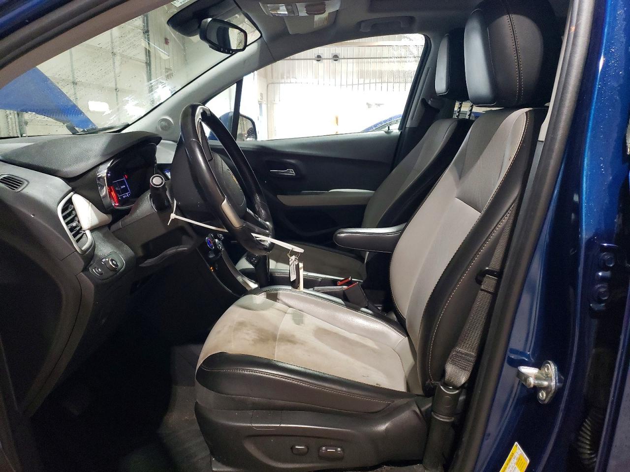 2019 CHEVROLET TRAX 1LT photo 7