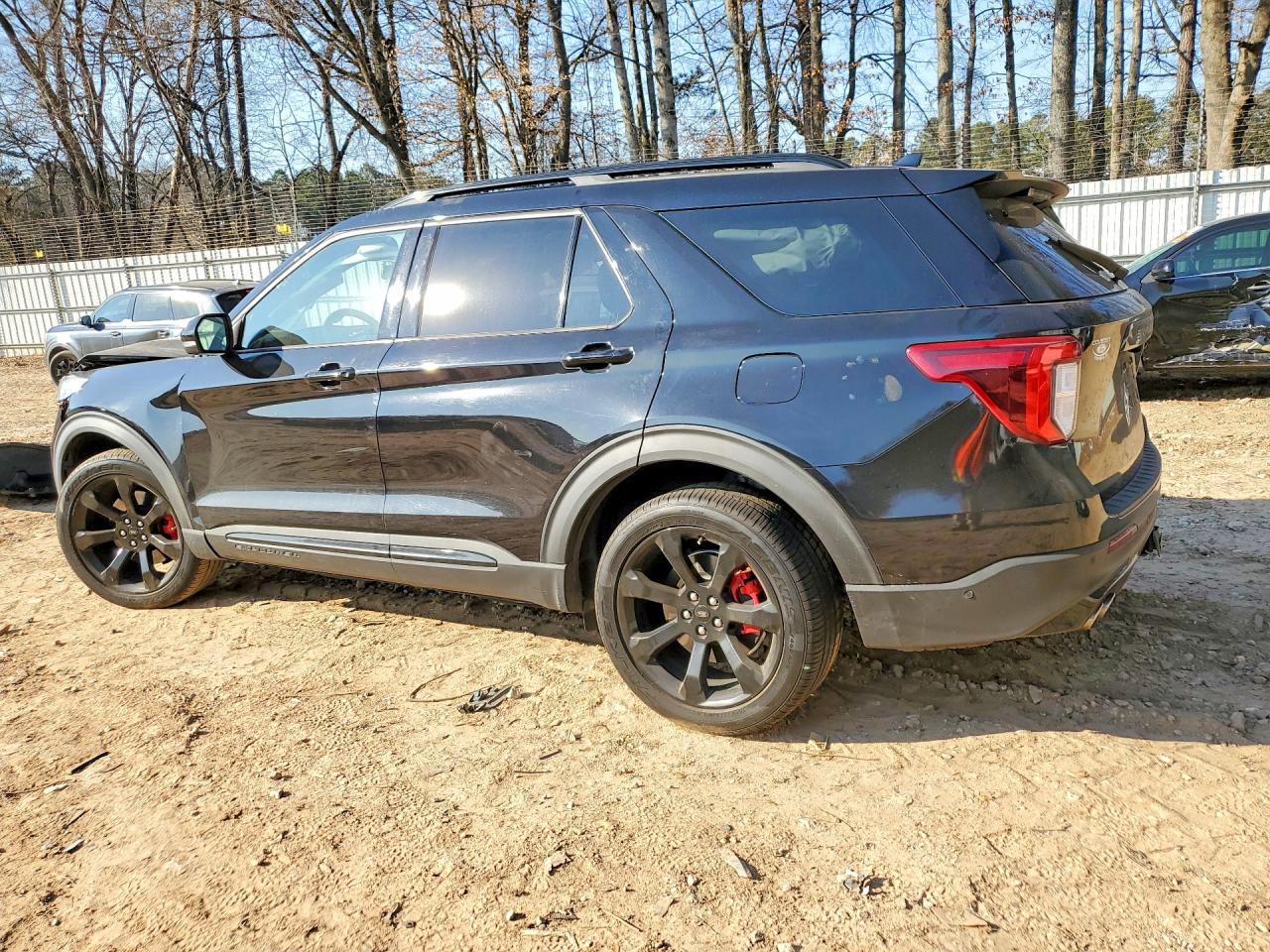 2020 FORD EXPLORER ST photo 2