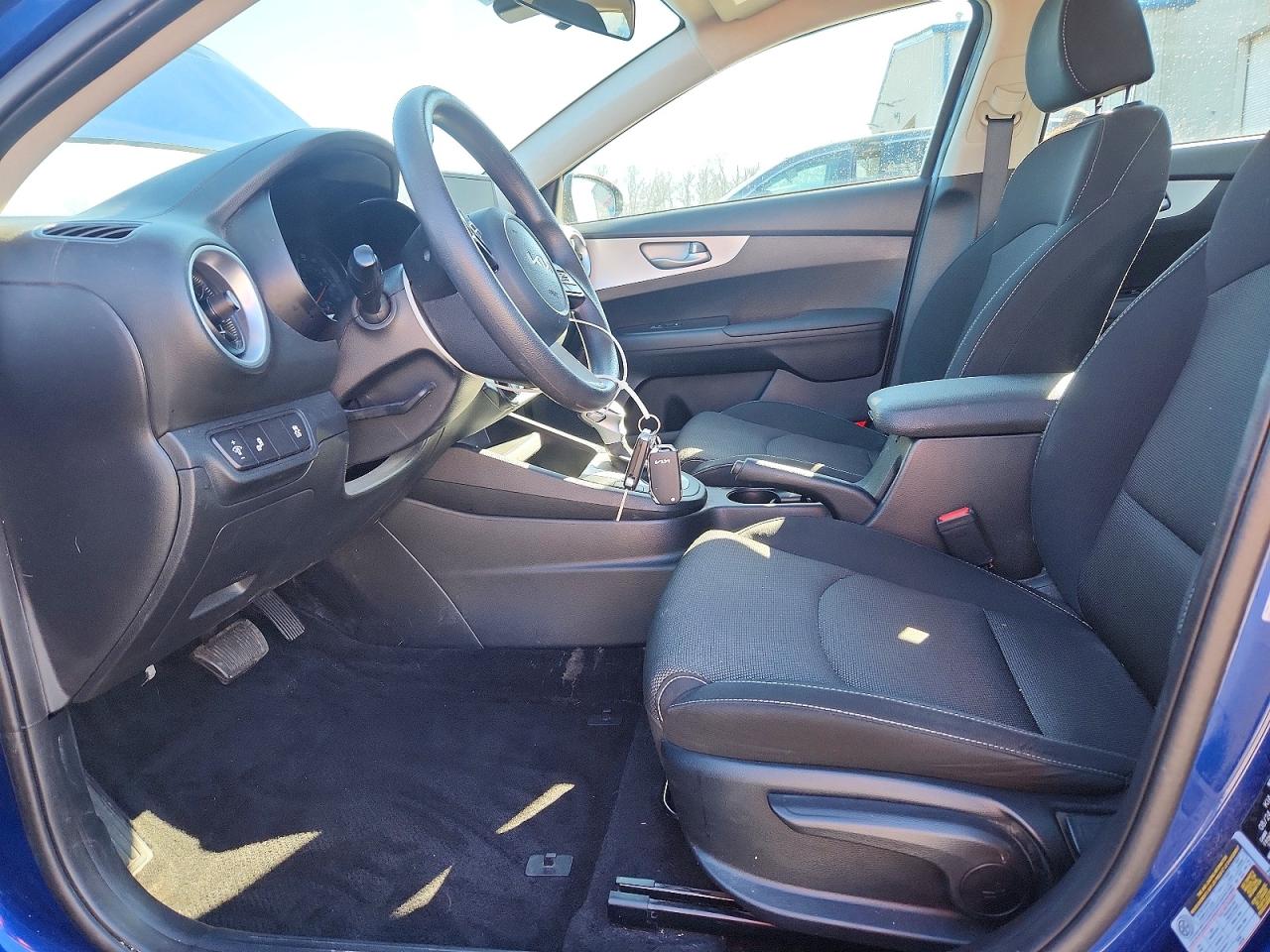 2024 KIA FORTE LXS photo 7