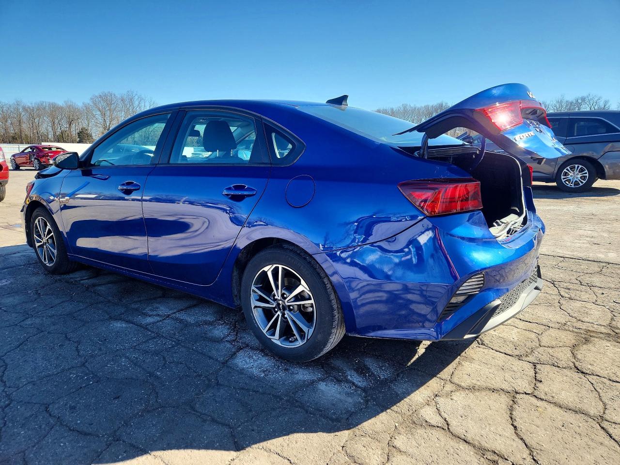 2024 KIA FORTE LXS photo 2