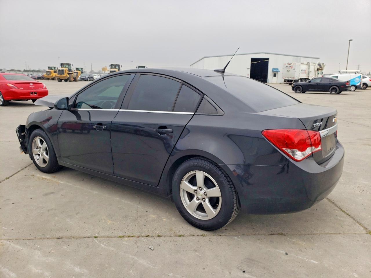 2014 CHEVROLET CRUZE LT photo 2
