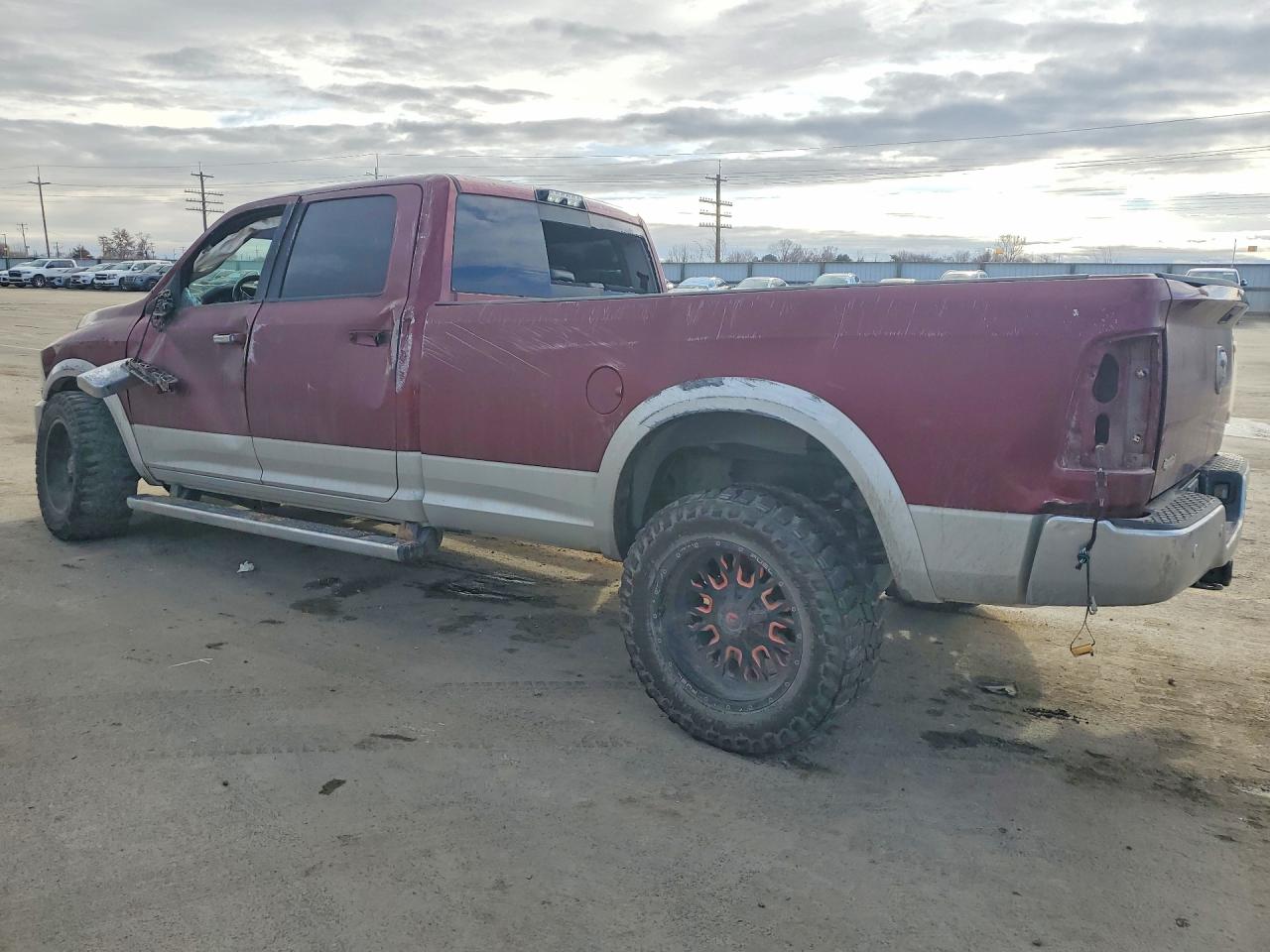 2018 RAM 3500 LARAMIE photo 2
