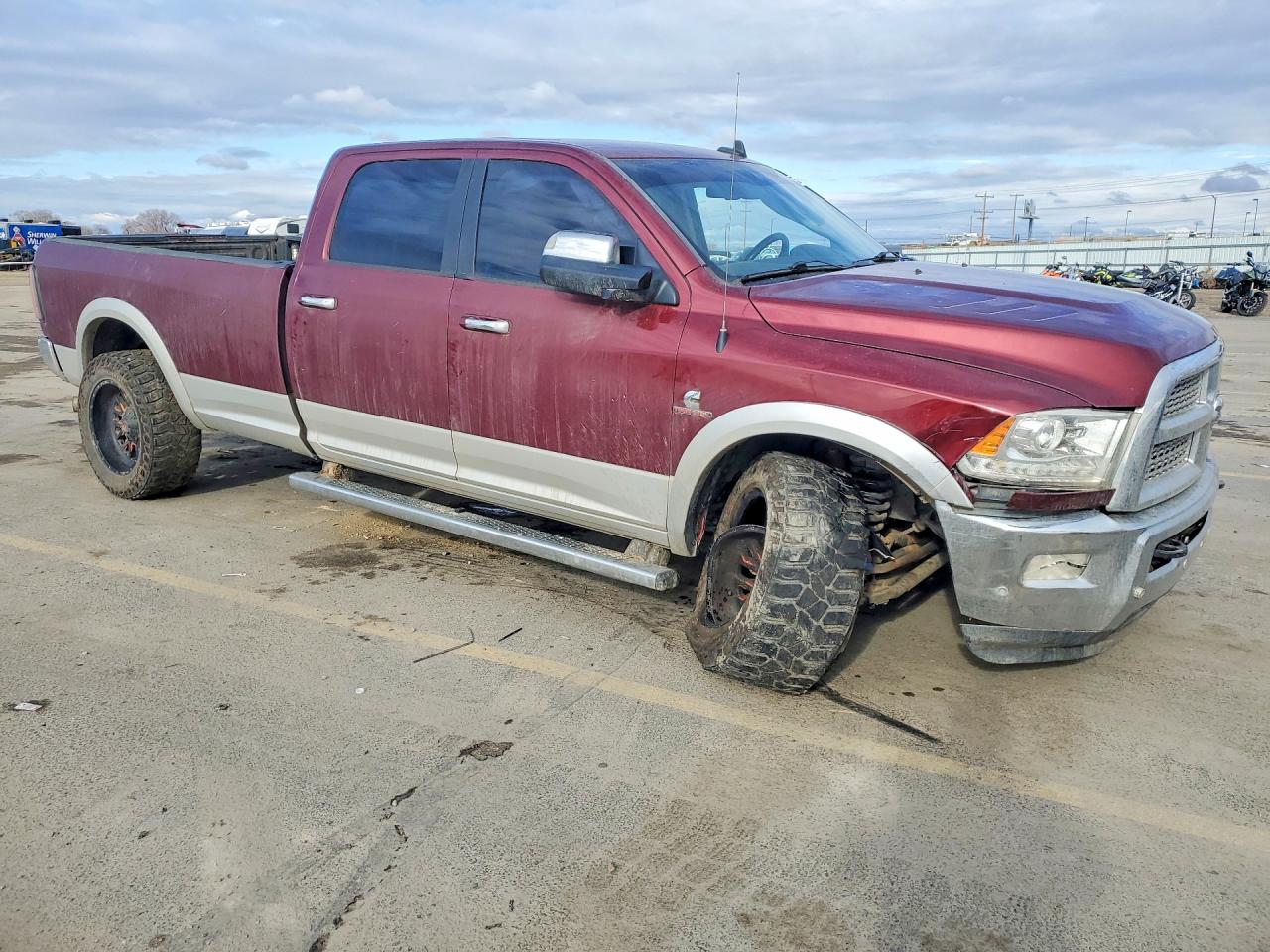 2018 RAM 3500 LARAMIE photo 4