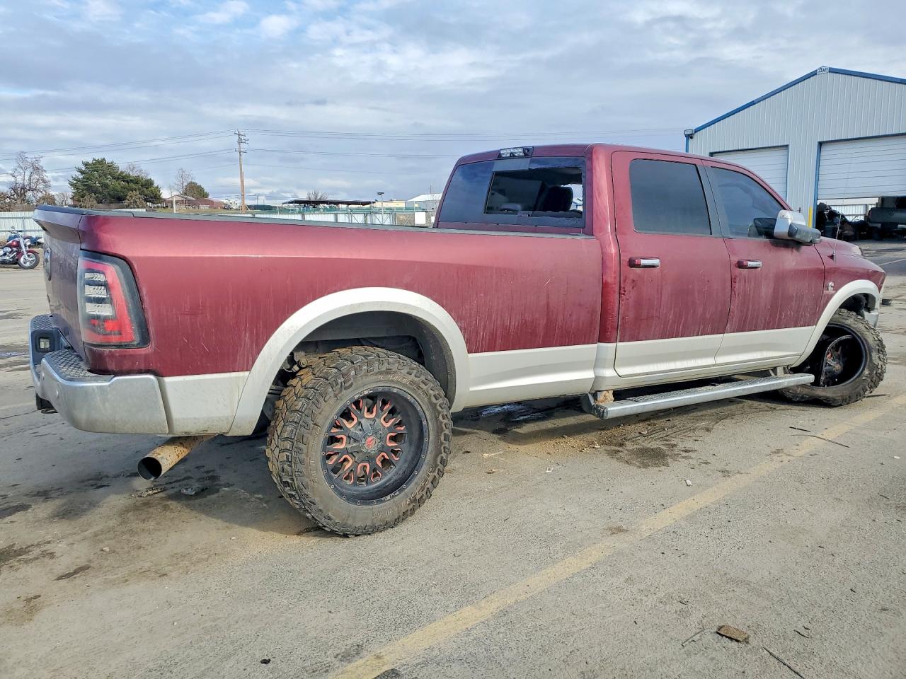 2018 RAM 3500 LARAMIE photo 3