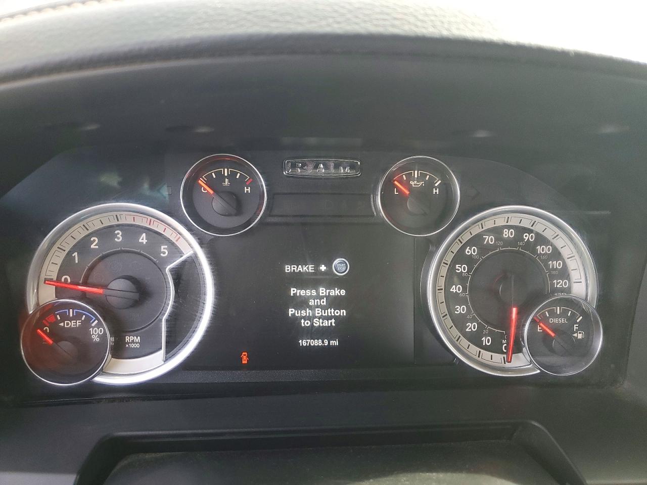 2018 RAM 3500 LARAMIE photo 9