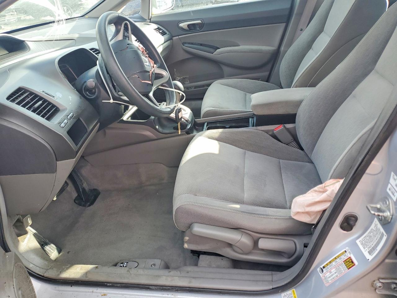 2010 HONDA CIVIC LX photo 13