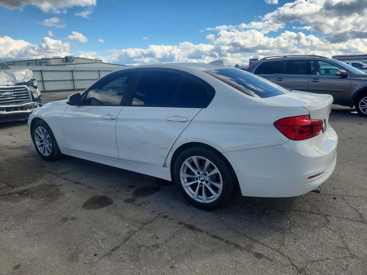 2018 BMW 320 I photo 2