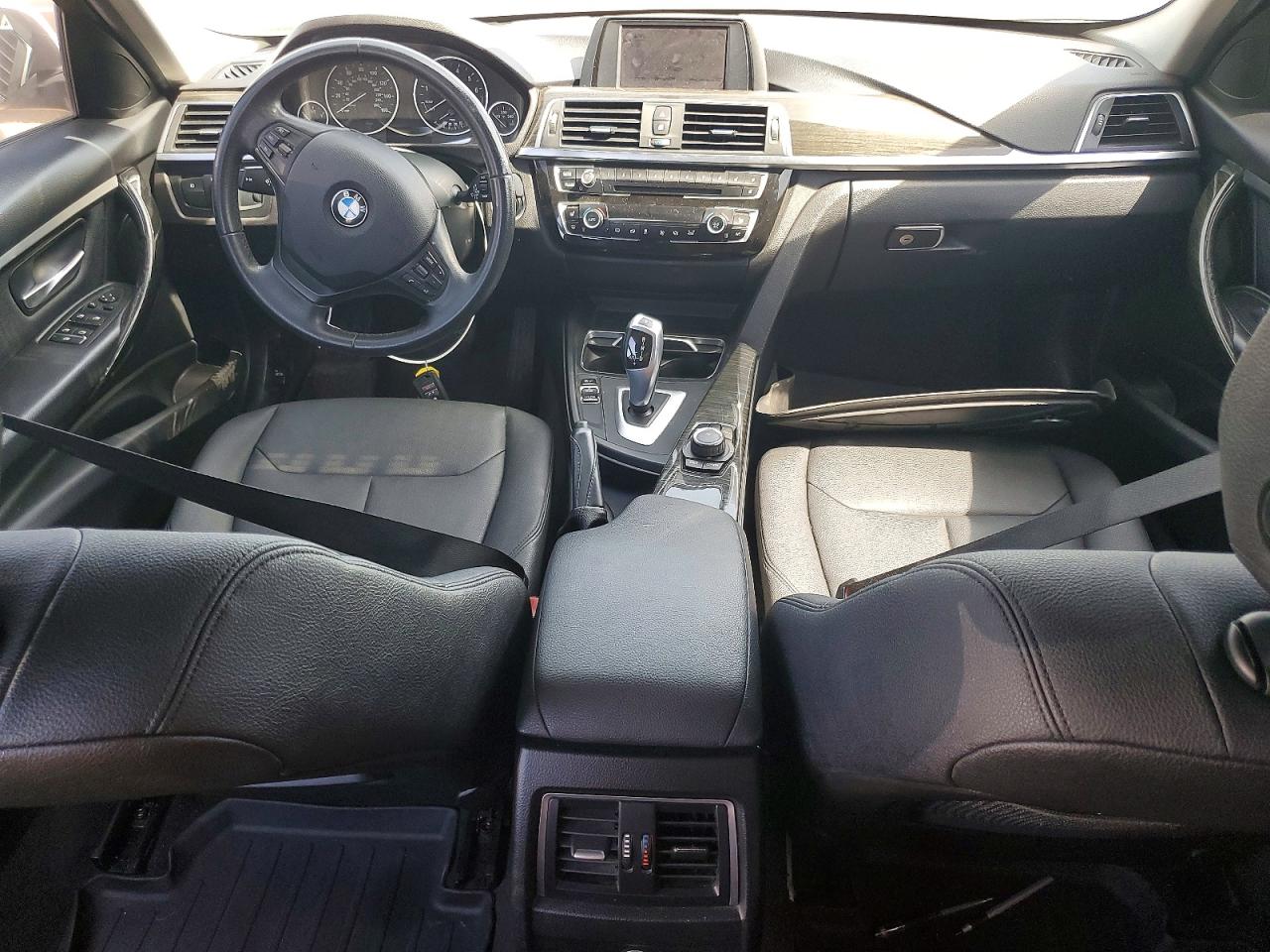 2018 BMW 320 I photo 8