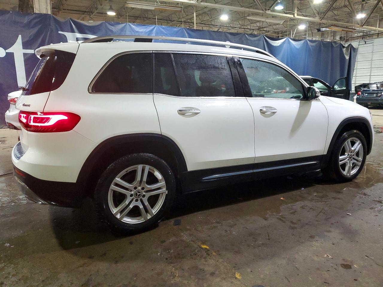 2021 MERCEDES-BENZ GLB 250 4MATIC photo 5