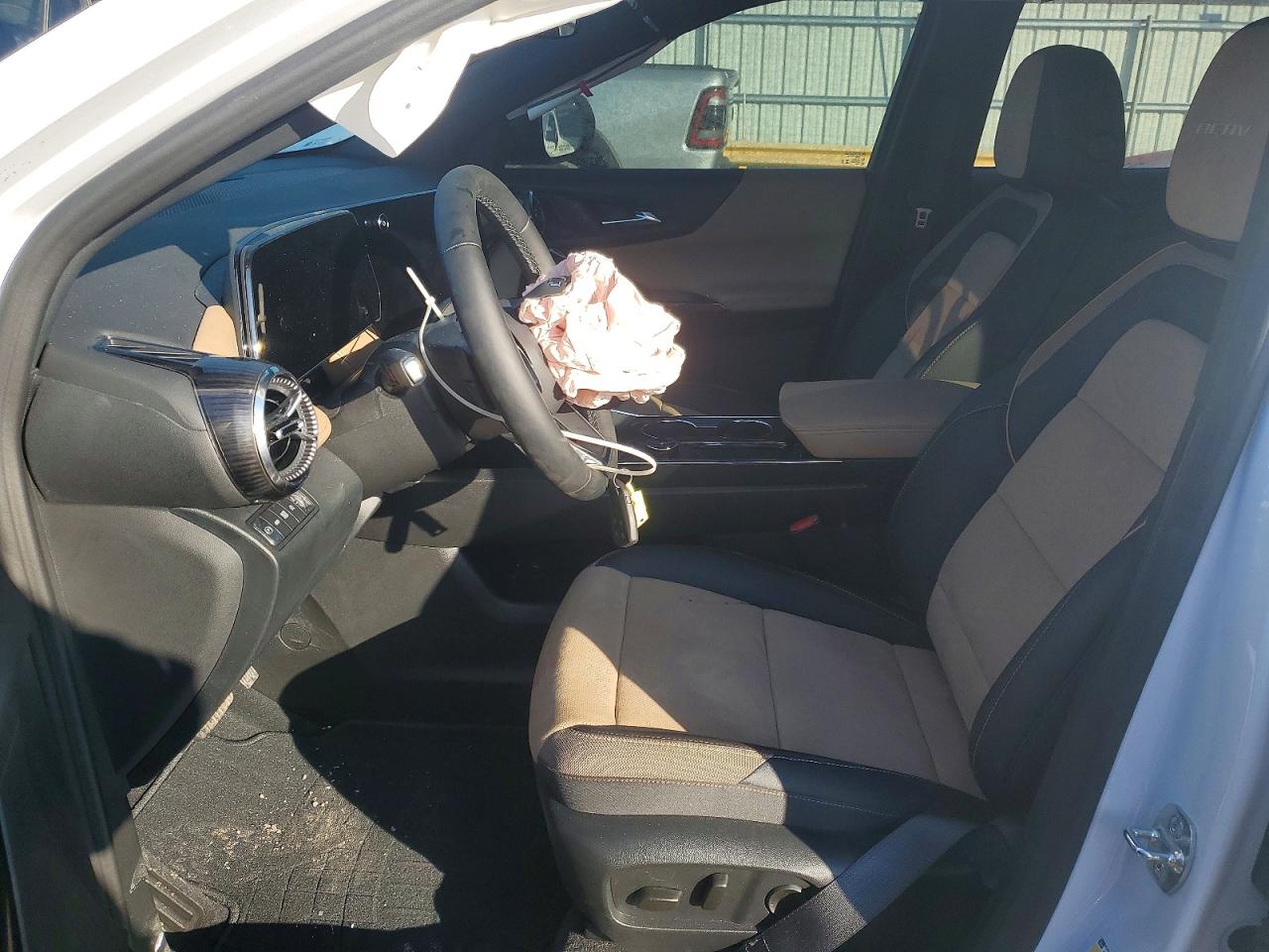 2026 CHEVROLET EQUINOX ACTIV photo 13