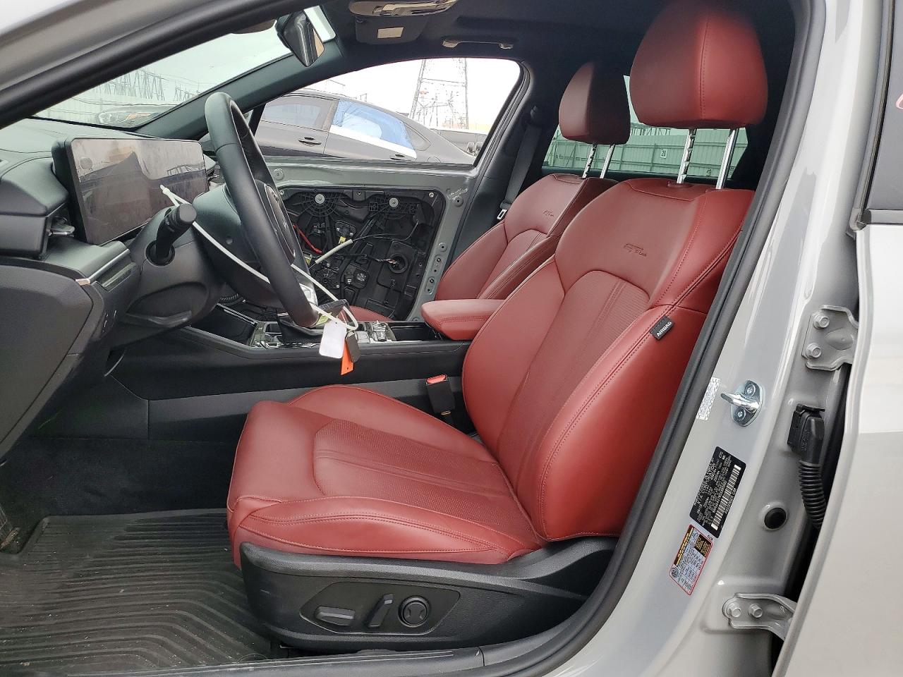 2025 KIA K5 GT LINE photo 7
