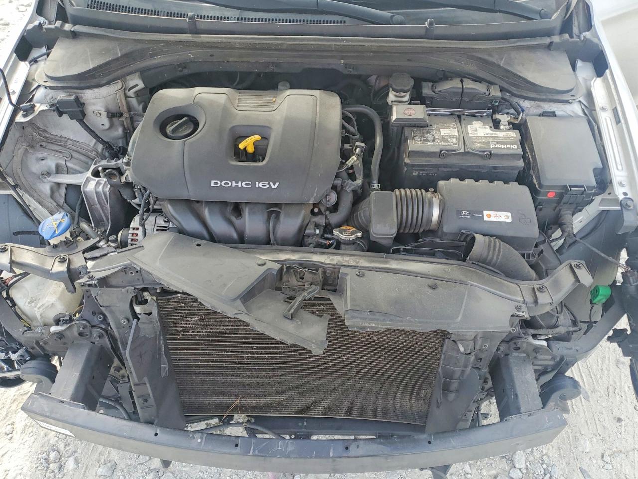 2018 HYUNDAI ELANTRA SEL photo 11