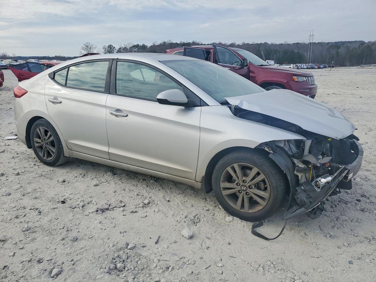 2018 HYUNDAI ELANTRA SEL photo 4
