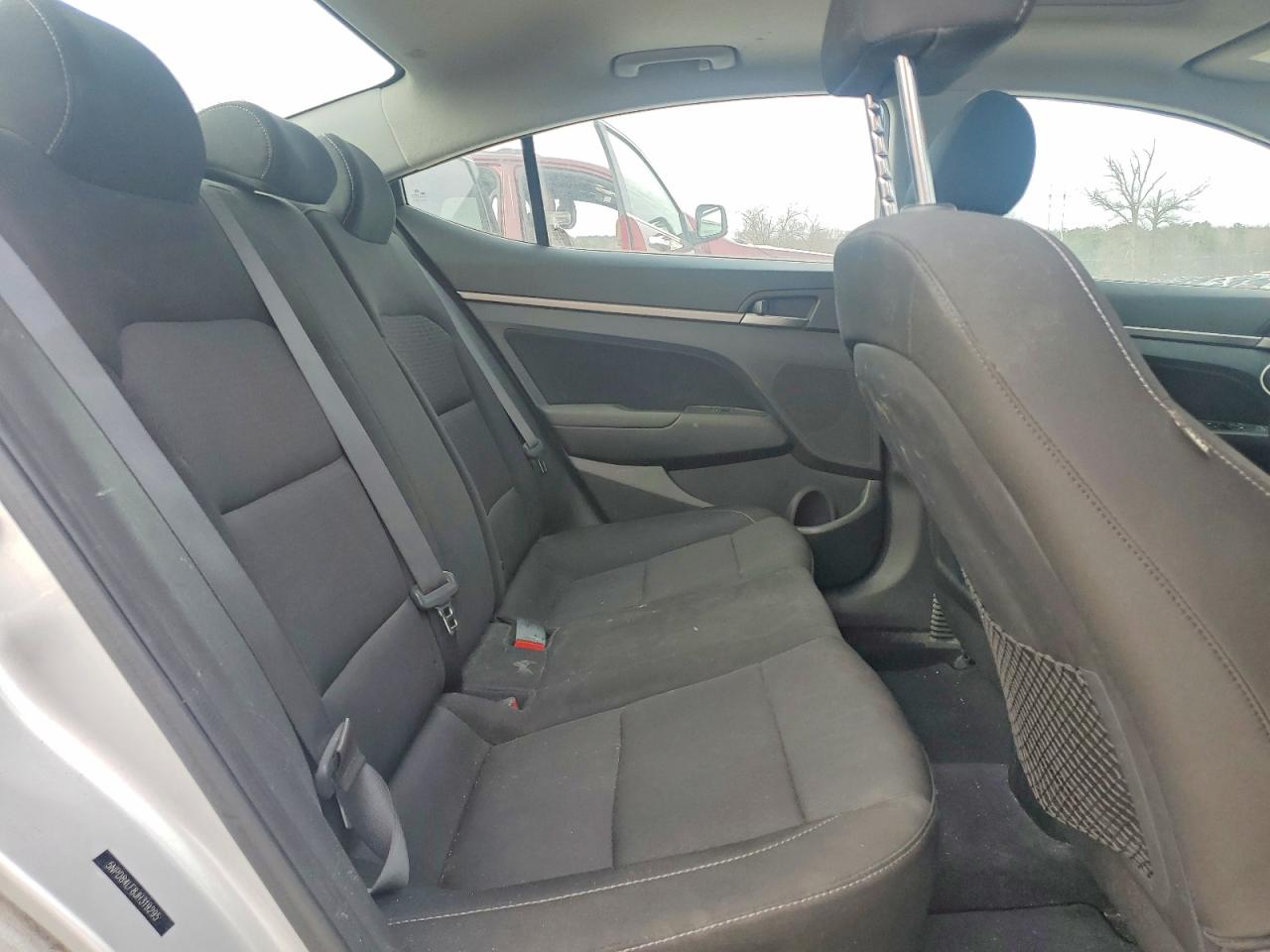 2018 HYUNDAI ELANTRA SEL photo 10