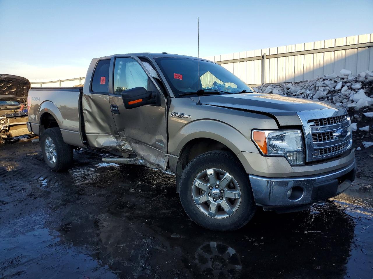 2013 FORD F150 SUPER CAB photo 10