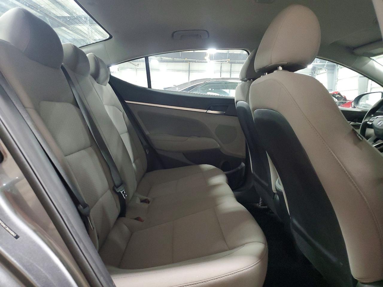 2019 HYUNDAI ELANTRA SEL photo 19