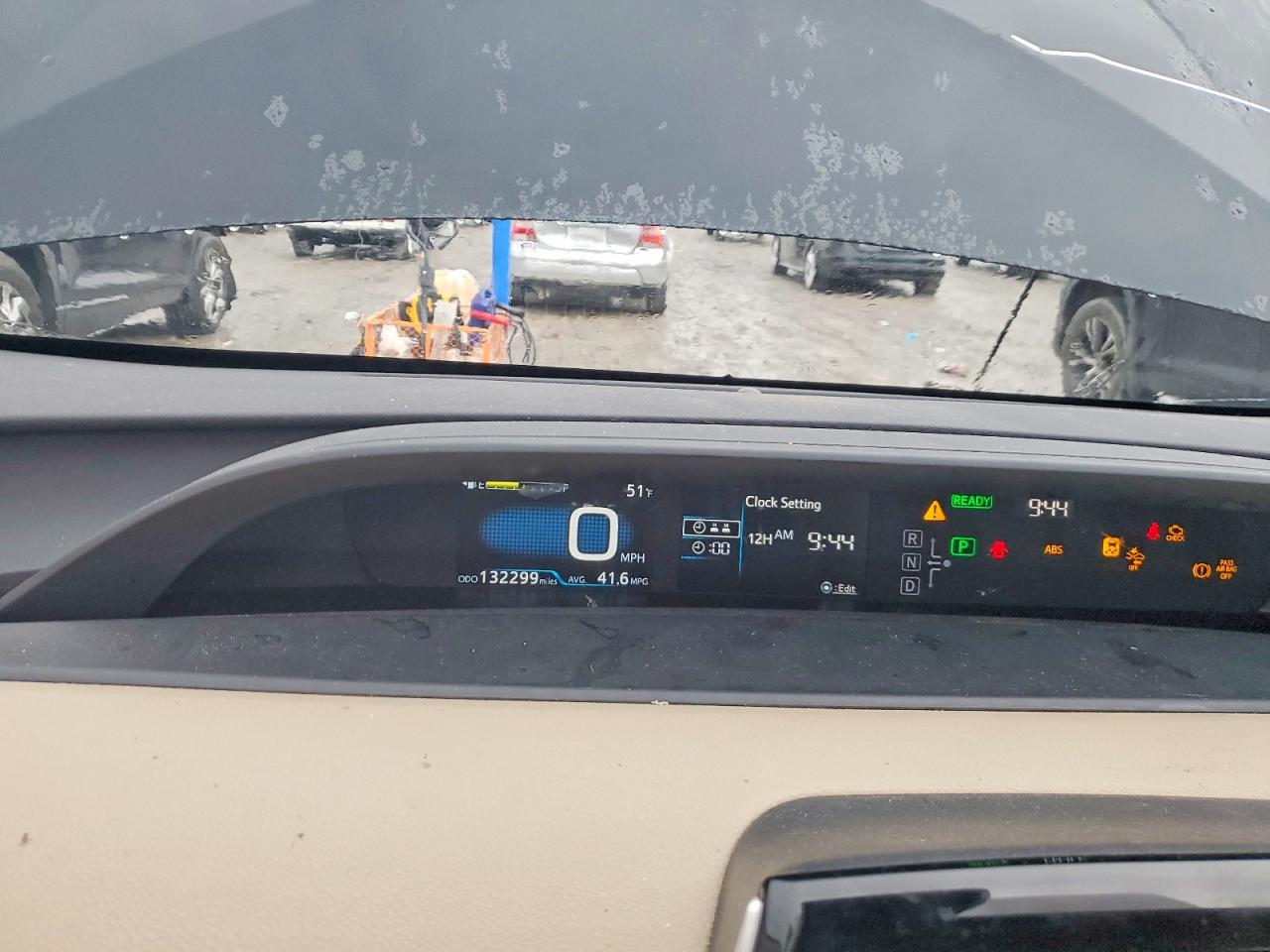 2019 TOYOTA PRIUS photo 25