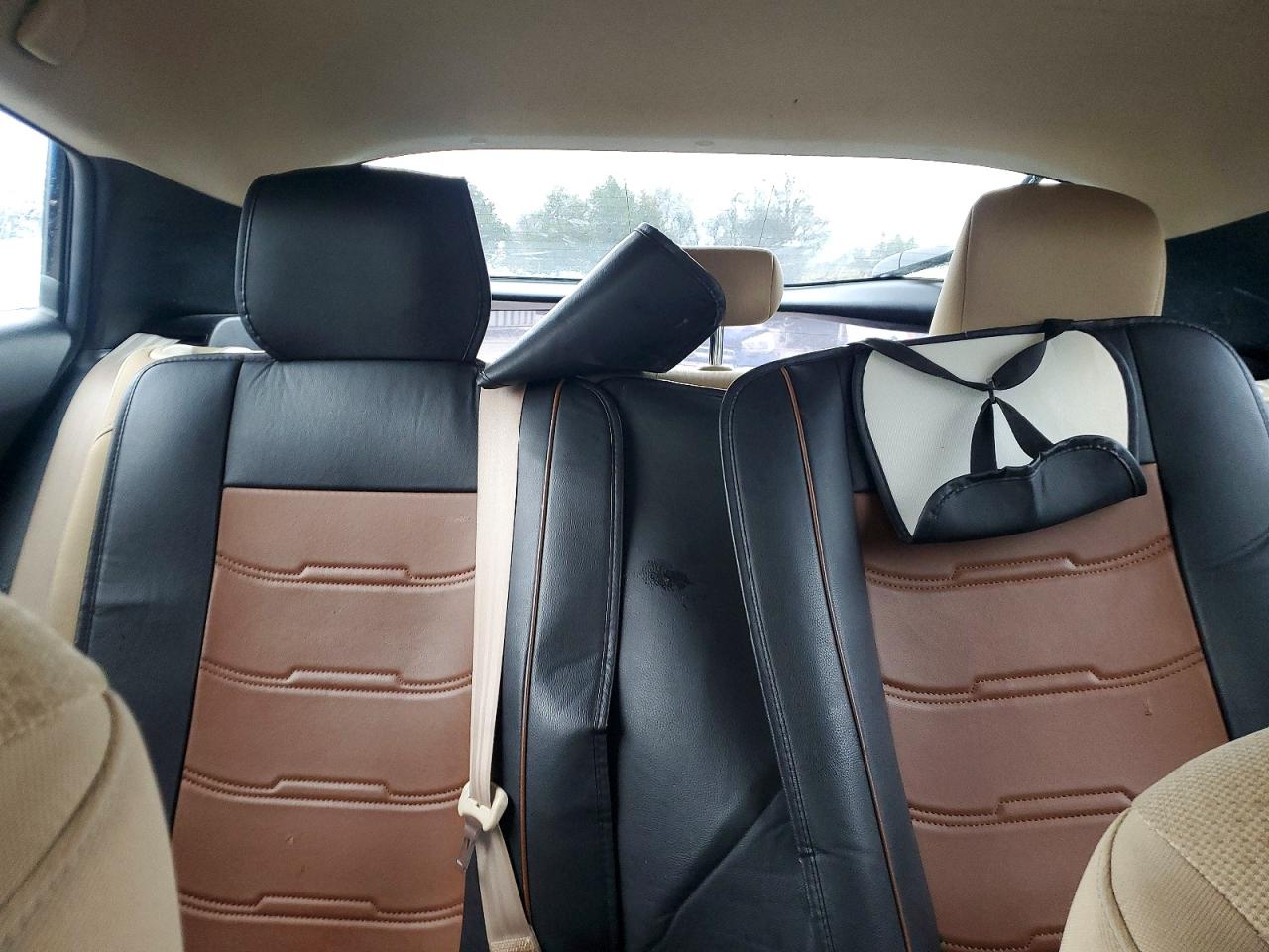 2019 TOYOTA PRIUS photo 28