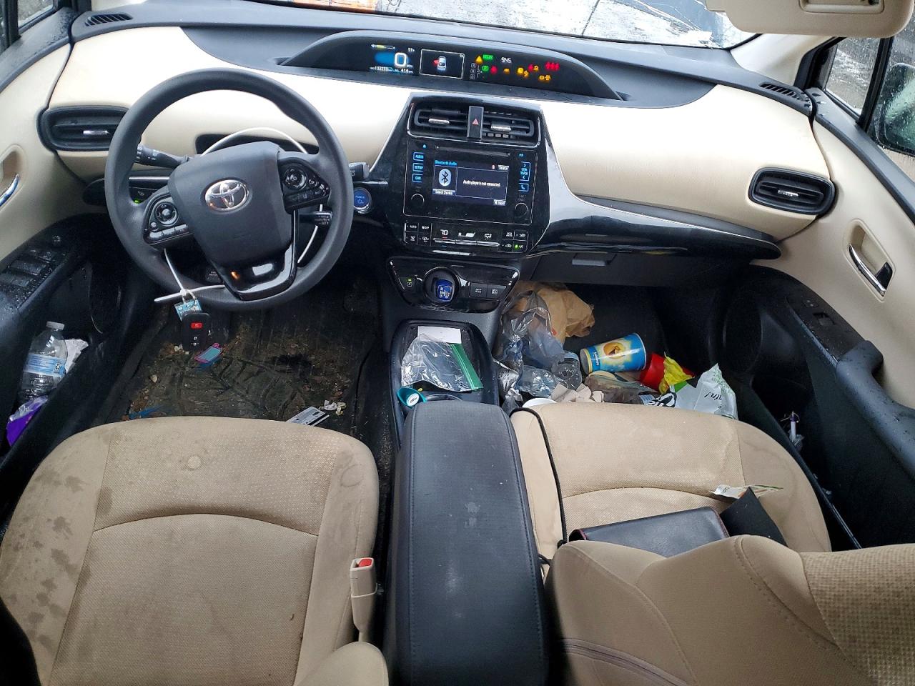 2019 TOYOTA PRIUS photo 22